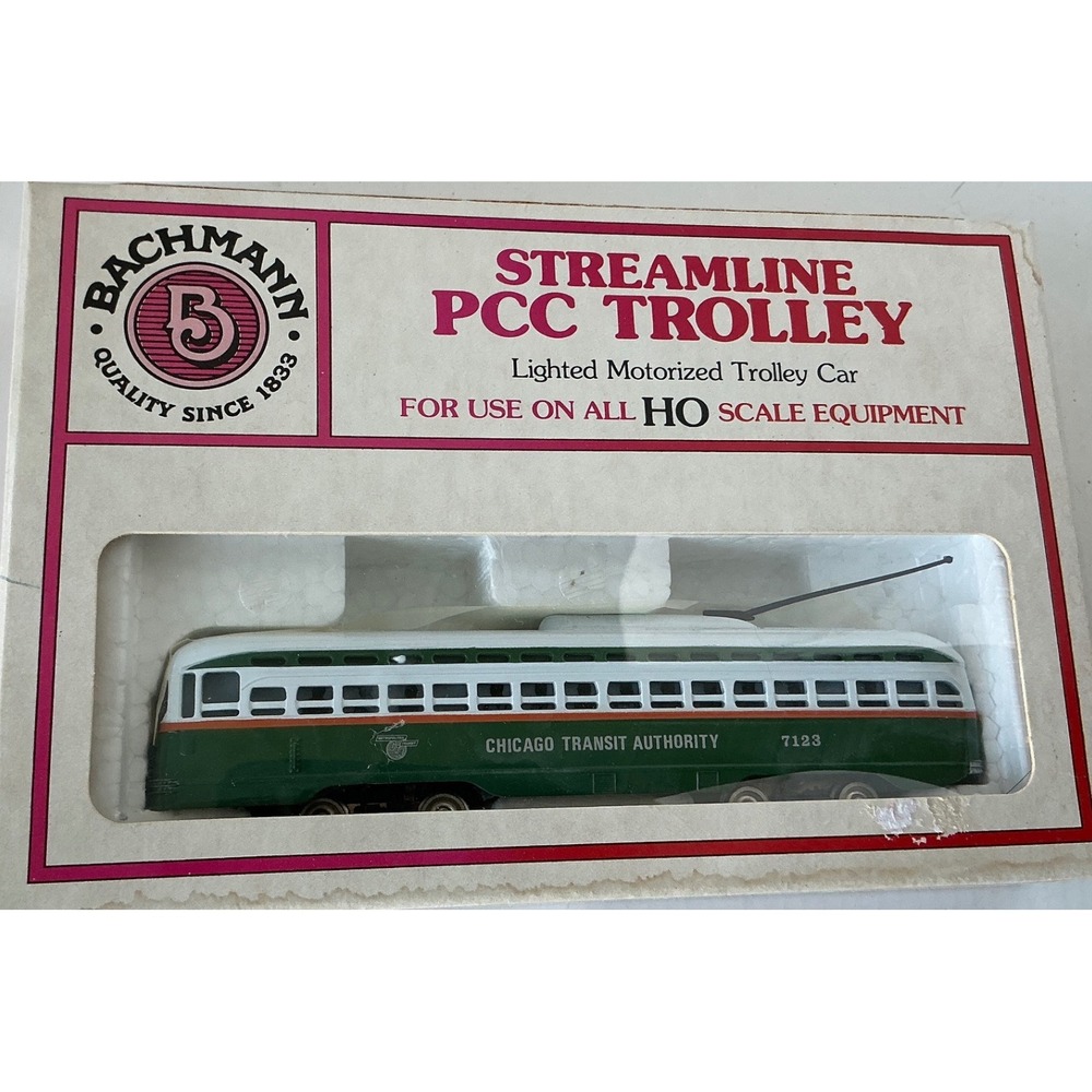 Bachmann Vintage Streamline PCC Trolley Chicago Transit Authority HO Scale 7123